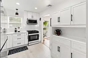 2020 N Stiles St, Linden, NJ 07036 - Photo 7