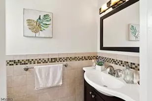 2020 N Stiles St, Linden, NJ 07036 - Photo 9