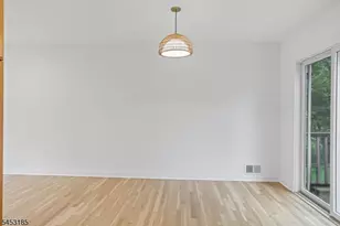 38 Billingsley Dr, Livingston, NJ 07039 - Photo 23