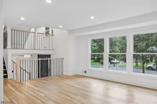 38 Billingsley Dr, Livingston, NJ 07039 - Photo 11