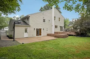 38 Billingsley Dr, Livingston, NJ 07039 - Photo 33