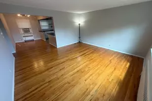 28 Chambers Ct, Clifton, NJ 07013 - Photo 5