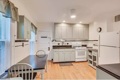 144-46 Watchung Ave, North Plainfield, NJ 07060 - Photo 11