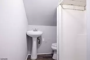 65 Highland Ave, Newark, NJ 07104 - Photo 23
