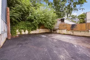 65 Highland Ave, Newark, NJ 07104 - Photo 29