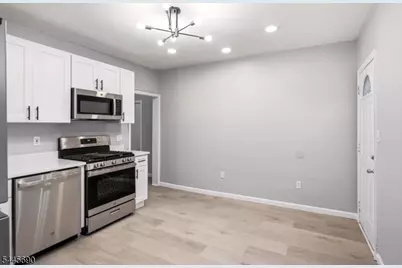 65 Highland Ave, Newark, NJ 07104 - Photo 11