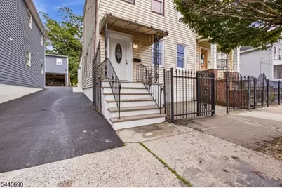 65 Highland Ave, Newark, NJ 07104 - Photo 25