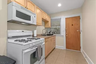 11 Grove St, Cranford Township, NJ 07016 - Photo 11