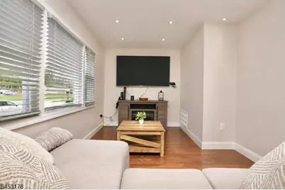 105 Main St, Linden, NJ 07036 - Photo 5