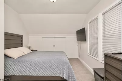 105 Main St, Linden, NJ 07036 - Photo 15
