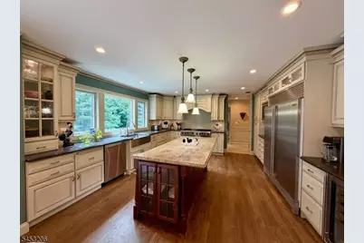 92 Cheyenne Way, Wayne, NJ 07470 - Photo 9