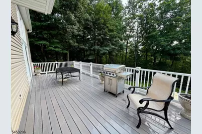 92 Cheyenne Way, Wayne, NJ 07470 - Photo 19
