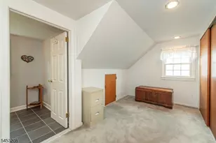 11 Susan Ct, Clifton, NJ 07012 - Photo 17