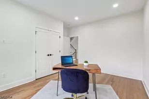 318 Halsey Rd, Parsippany, NJ 07054 - Photo 27