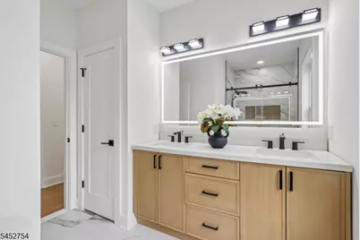 318 Halsey Rd, Parsippany, NJ 07054 - Photo 25