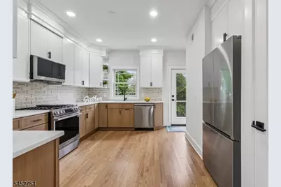 318 Halsey Rd, Parsippany, NJ 07054 - Photo 11