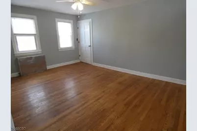 672 Mount Hope Ave #4, Rockaway Township, NJ 07885 - Photo 3