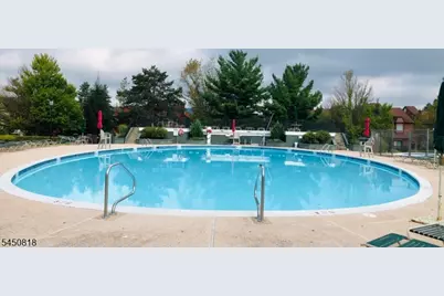 119 Wimbledon Sq, Washington Township, NJ 07840 - Photo 5