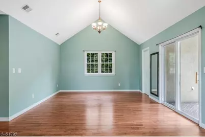 4 Brook St, Green Brook Township, NJ 08812 - Photo 15