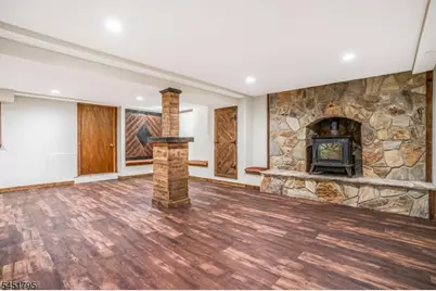 4 Brook St, Green Brook Township, NJ 08812 - Photo 23
