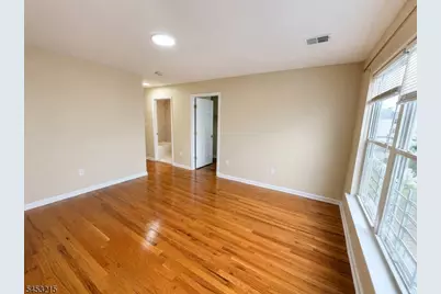 911 Flora St, Elizabeth, NJ 07201 - Photo 9