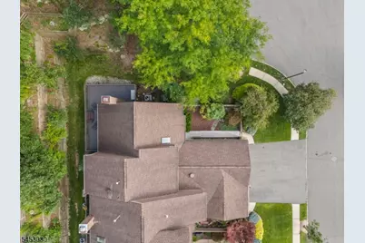 239 Westervelt Ln, Mahwah, NJ 07430 - Photo 5