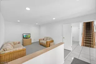 239 Westervelt Ln, Mahwah, NJ 07430 - Photo 19
