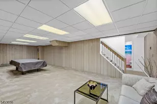 239 Westervelt Ln, Mahwah, NJ 07430 - Photo 37