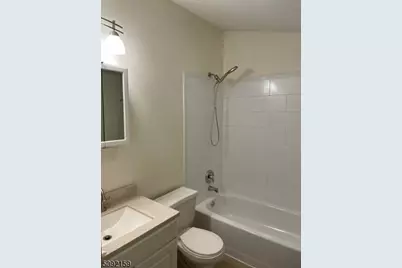 21 Cobb Pl, Morristown, NJ 07960 - Photo 17