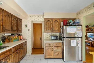 78 Forest Dr, Pequannock Township, NJ 07444 - Photo 17