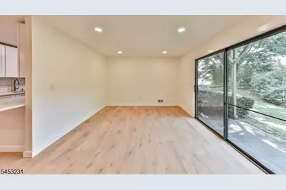 813 Spruce Hills Dr, Glen Gardner, NJ 08826 - Photo 7