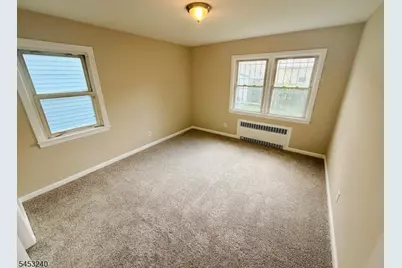240 Wainwright St, Newark, NJ 07112 - Photo 7