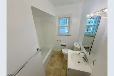 240 Wainwright St, Newark, NJ 07112 - Photo 9