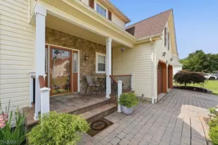 17 Grant Way, Lopatcong Township, NJ 08865 - Photo 3