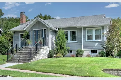 10 Marion Rd, Verona Twp., NJ 07044 - Photo 29