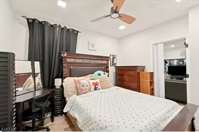 511 Roosevelt St, Roselle Park, NJ 07204 - Photo 21