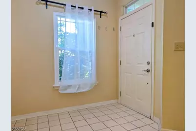 72 Harvard Cir, Montgomery Township, NJ 08540 - Photo 3