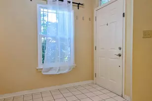 72 Harvard Cir, Montgomery Township, NJ 08540 - Photo 3