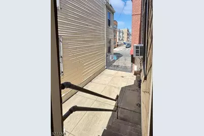 113 Van Winkle Ave #B, Jersey City, NJ 07306 - Photo 21