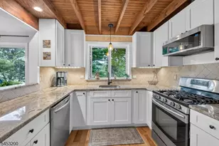 165 New Jersey Ave, Jefferson Township, NJ 07849 - Photo 11