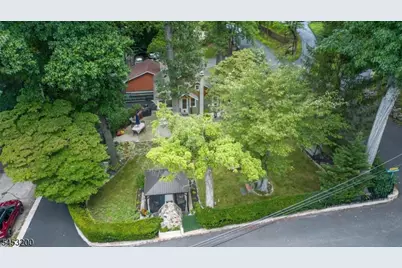 165 New Jersey Ave, Jefferson Township, NJ 07849 - Photo 25