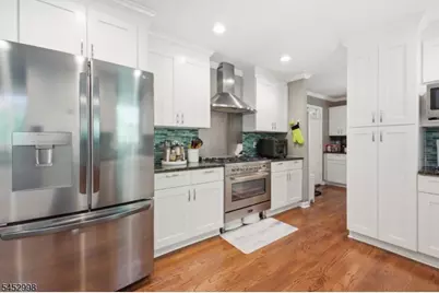 1120 N Washington Ave, Green Brook Township, NJ 08812 - Photo 7