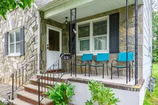 110 Amherst Ave, Woodbridge Township, NJ 07067 - Photo 3