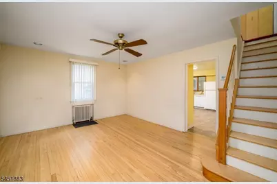 110 Amherst Ave, Woodbridge Township, NJ 07067 - Photo 13