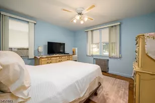 110 Amherst Ave, Woodbridge Township, NJ 07067 - Photo 23