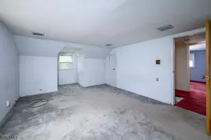 110 Amherst Ave, Woodbridge Township, NJ 07067 - Photo 27