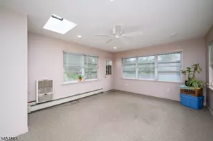 110 Amherst Ave, Woodbridge Township, NJ 07067 - Photo 19