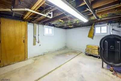 110 Amherst Ave, Woodbridge Township, NJ 07067 - Photo 35