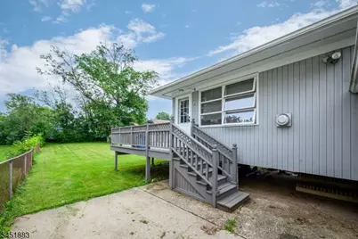110 Amherst Ave, Woodbridge Township, NJ 07067 - Photo 5
