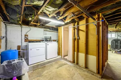 110 Amherst Ave, Woodbridge Township, NJ 07067 - Photo 33